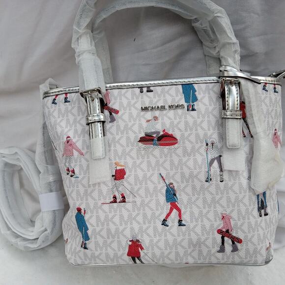 Michael Kors Handbags - MICHAEL KORS JET SET Small Travel Ski Girls Crossbody Silver Accents NWT